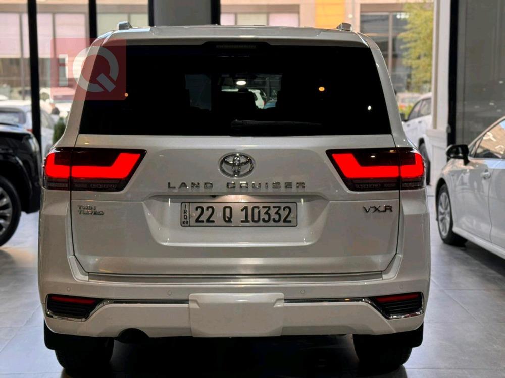 تويوتا لاندكروزر